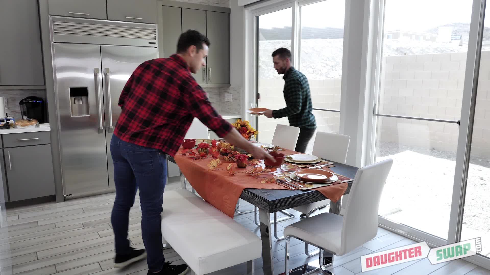 daughterswap.18.11.20.jasmine.grey.thanksgiving.day.pussy.parade