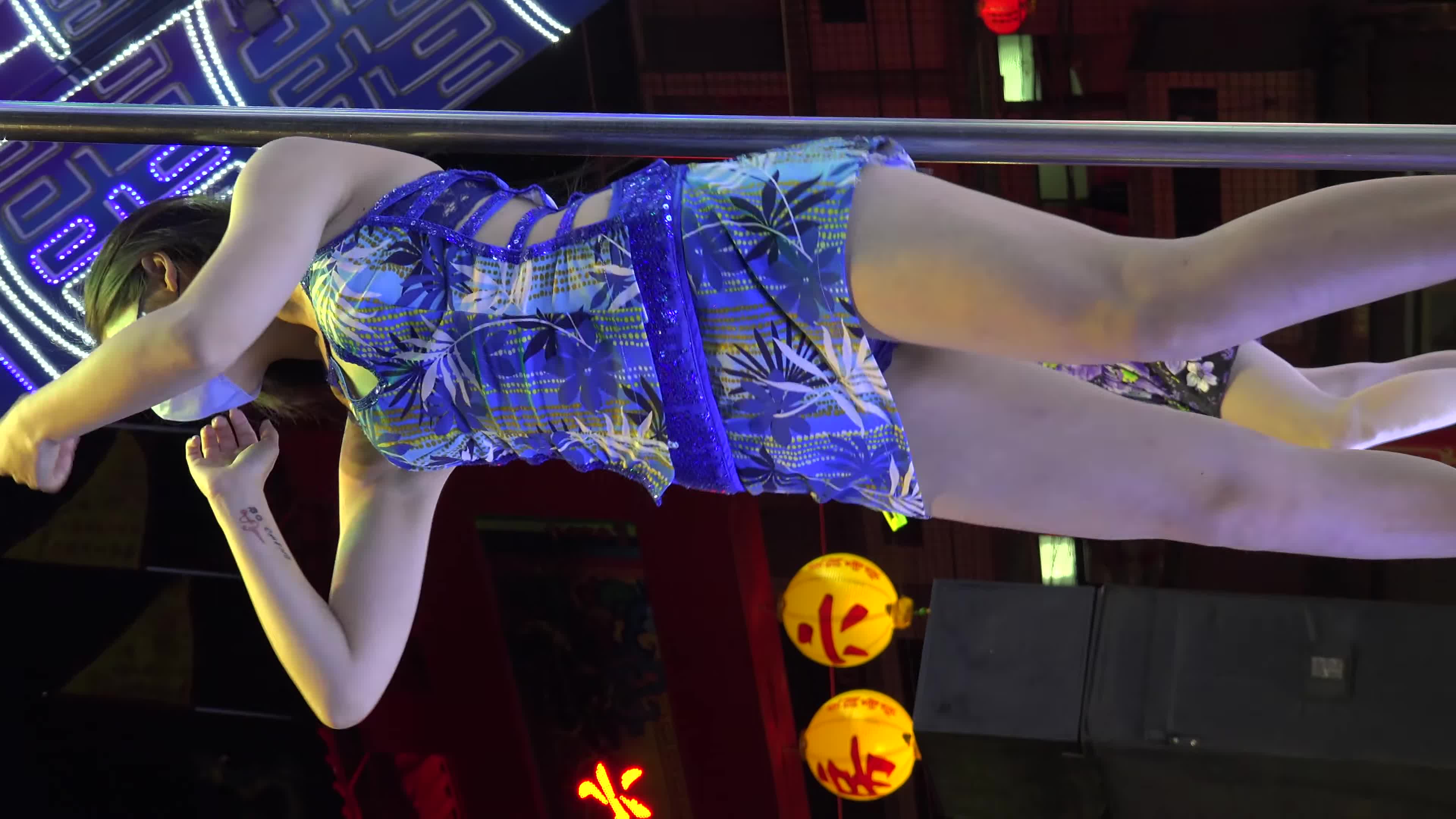 4K甜甜~鋼管舞六房媽