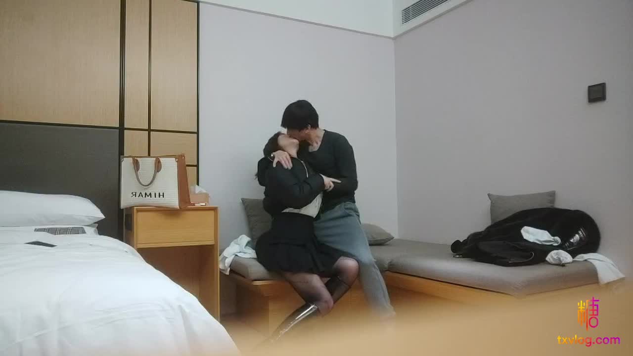 探花档案~甜美外围2600一炮~再次上演倒插绝技~欲仙欲死