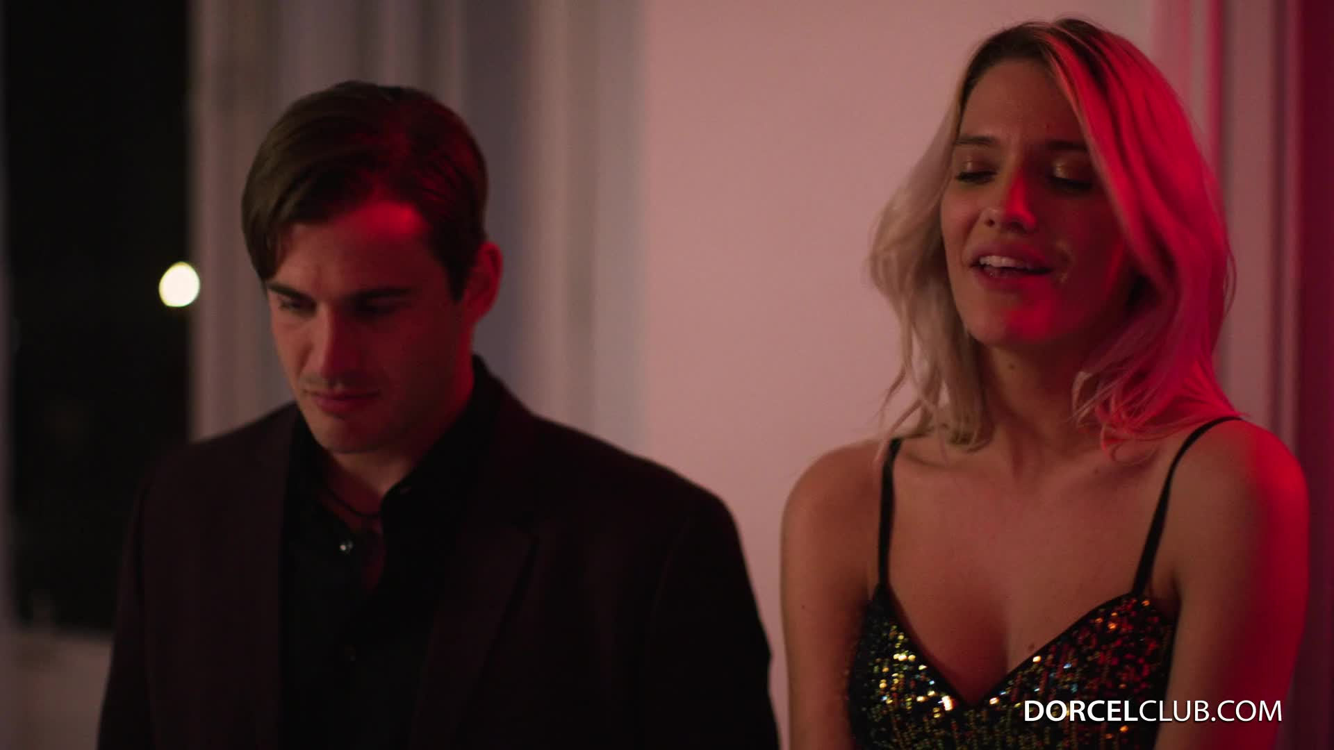 one-night-in-los-angeles-with-emily-en-s83589-v49085-1080p_full_mp4