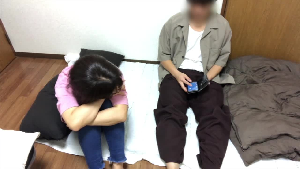 0174 - We met online and had an intense embrace and sex that day (ph62b1c23de125a)