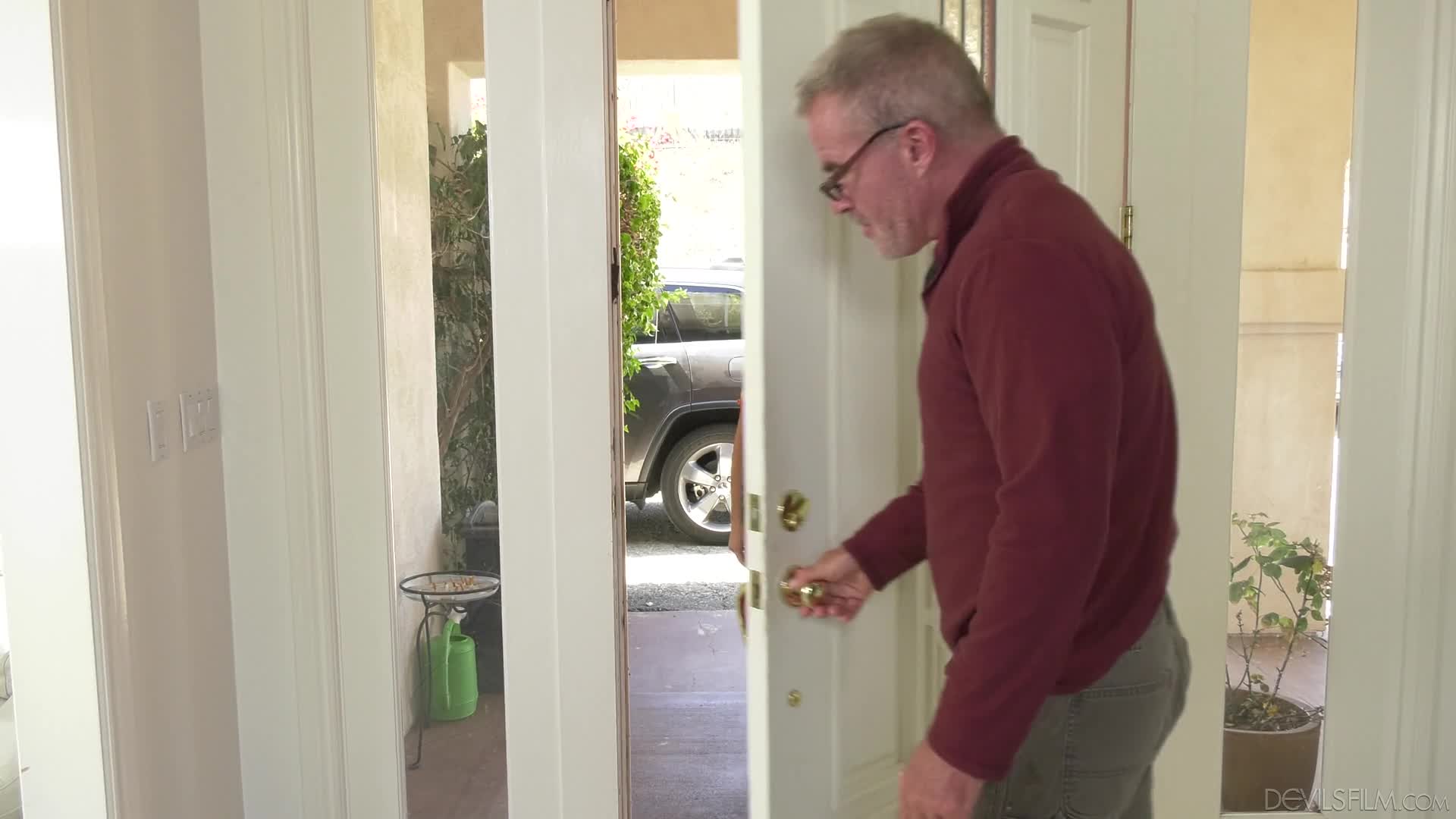 devilsfilm.20.07.27.keira.croft.troubled.teen.gives.pleasure.to.old.man