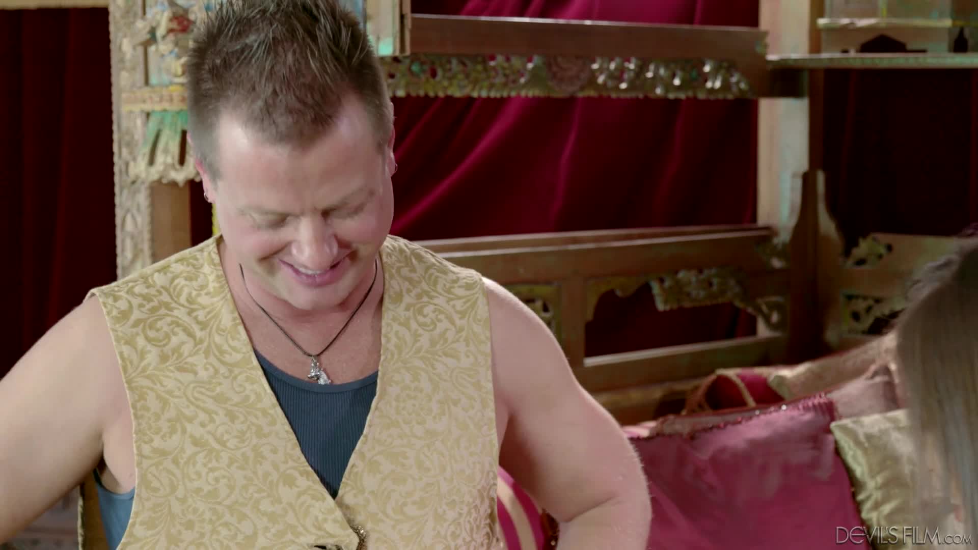 devilsfilm.mommy.likes.to.watch.2.fullhd