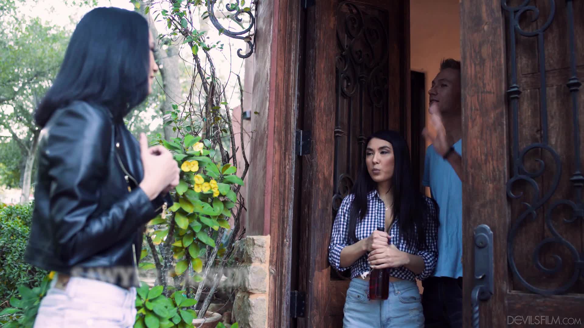 devilsfilm.21.05.26.sawyer.cassidy.and.mina.moon.fucking.the.neighbors