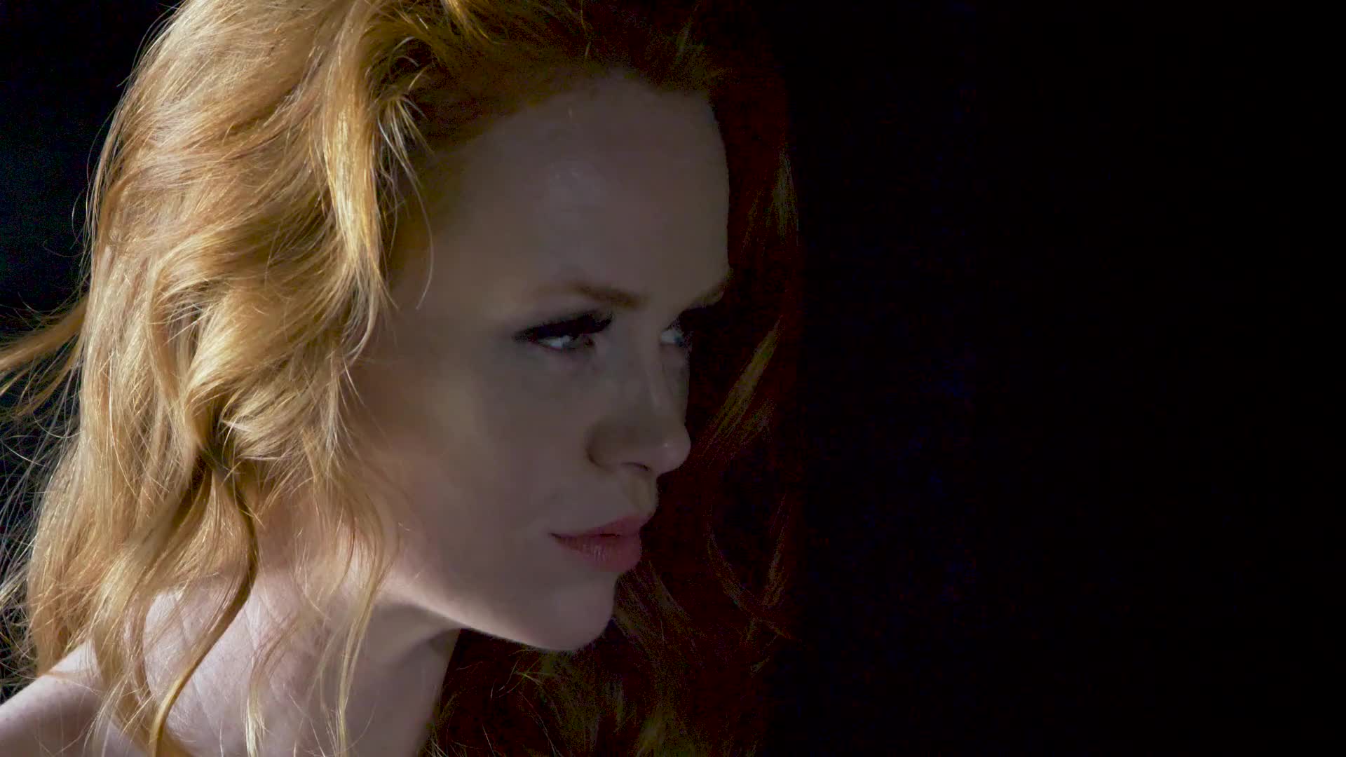 forplayfilms.22.11.18.phoenix.rae.and.lila.alma.il.pleut