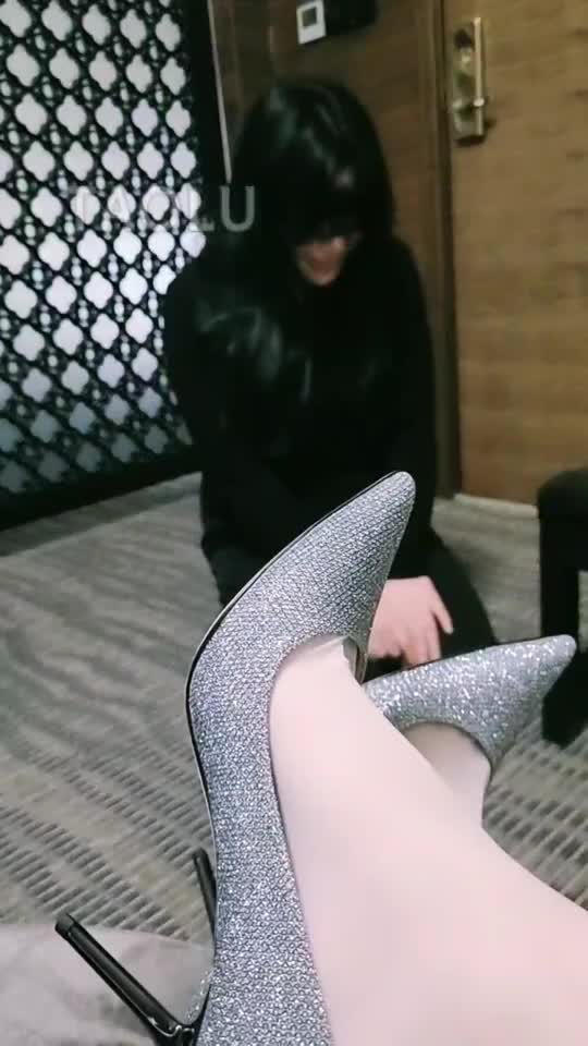 调教绿母狗粗口辱骂语言羞辱维妮2bzha