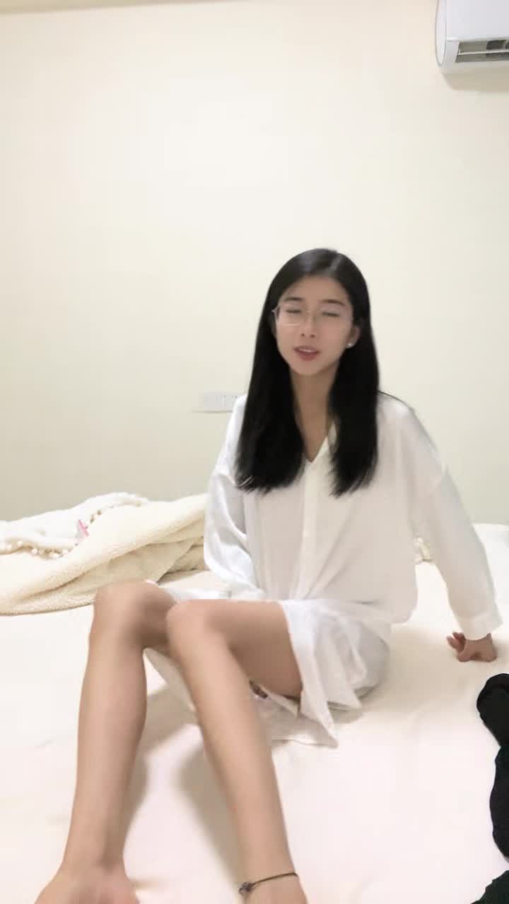 长腿丝袜【点点520】部分密码房！~跳蛋调教吃鸡~诱惑啪啪【14v】 (13)