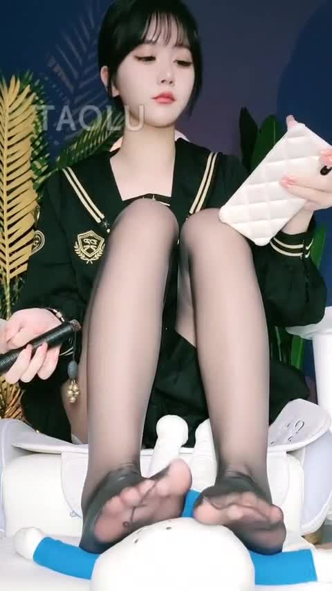 Vinni維妮·JK制服露臉紅綠燈