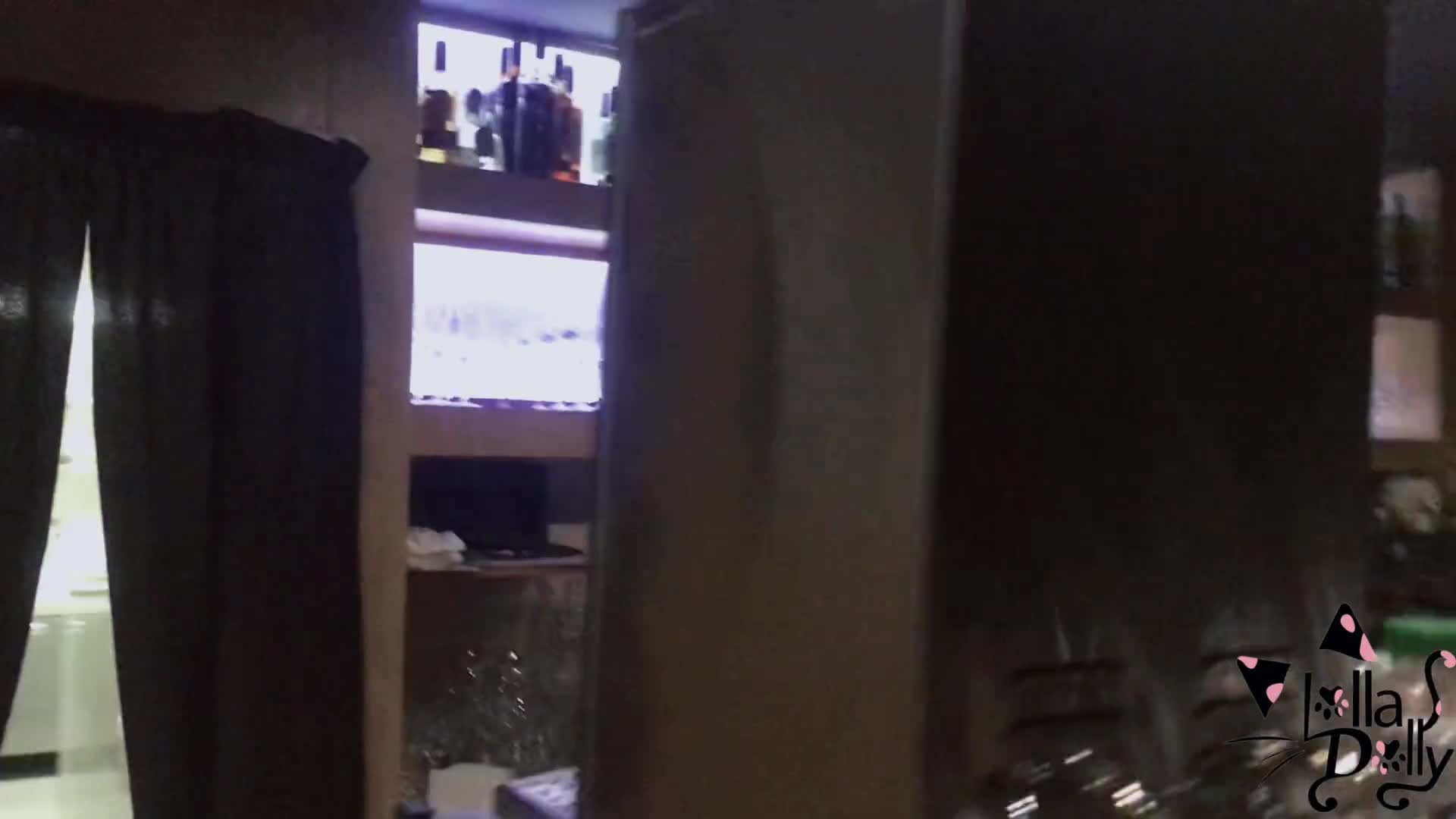 0052 - Fucked the barmaid in the mouth in the toilet (ph639206dbe3152)