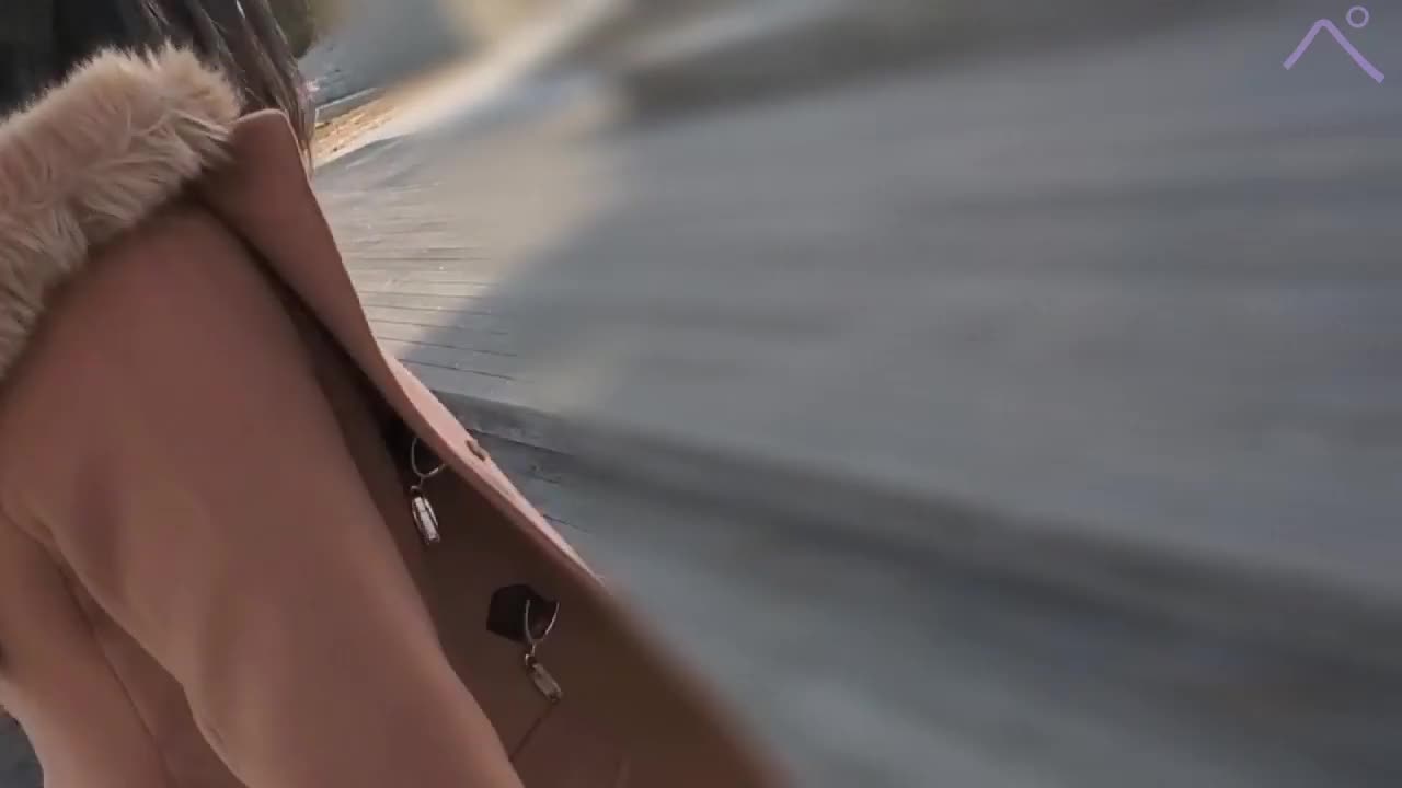 FC2PPV-174026127まで【無修正】上京してきた色白素朴少女。お泊り連続中出し