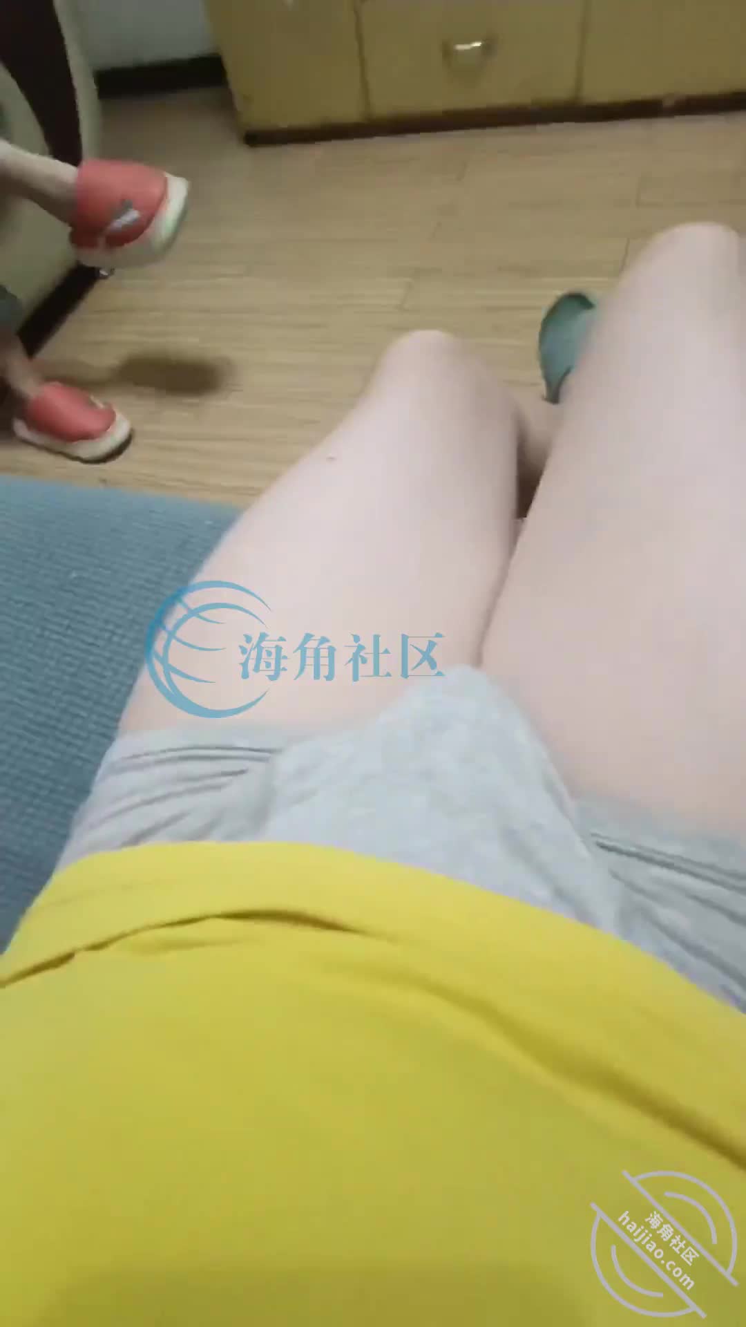 《绝对真实》乱伦妈妈计划65——爸妈打电话时暴插妈妈[恋母少年]