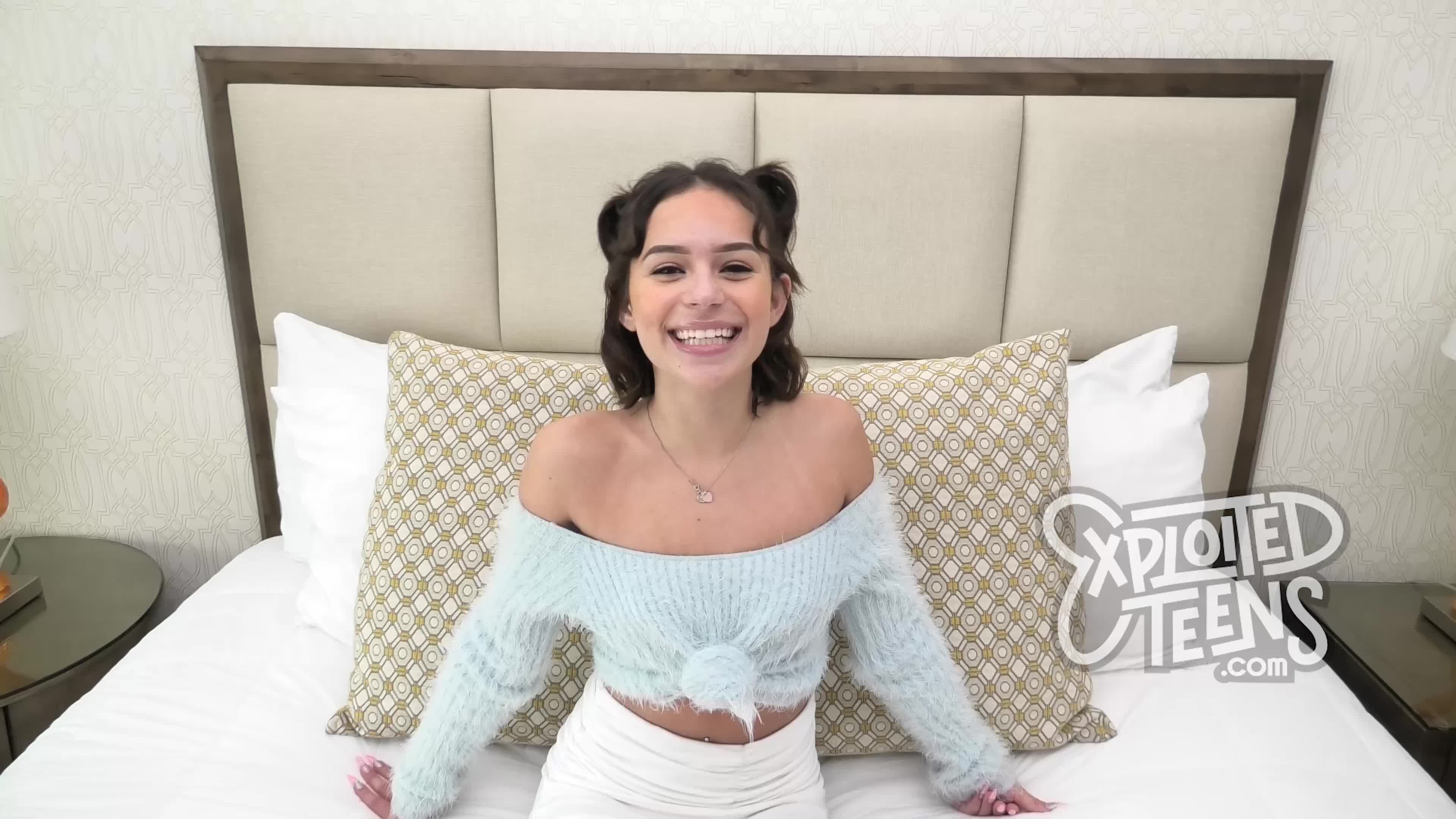 ExploitedTeens.21.11.12.Aria.XXX.2160p.MP4-NBQ[rarbg]