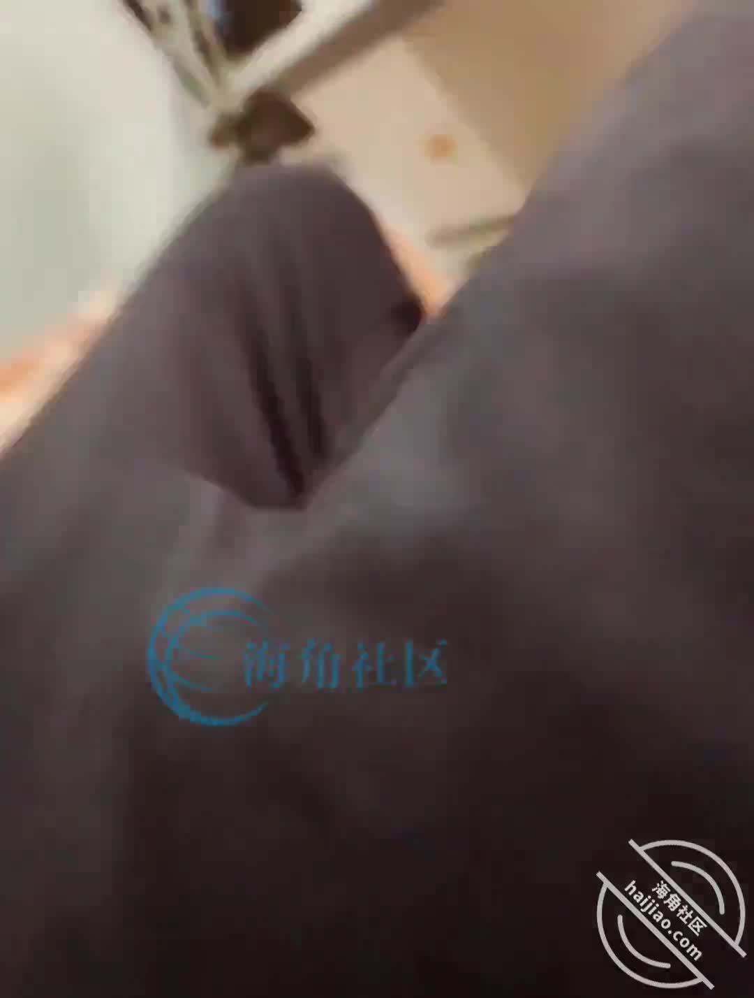 原创12.他不是上你妈么，你想不想上我？我姨竟主动勾引了我 还潮吹了三次[妈妈和她的朋友]