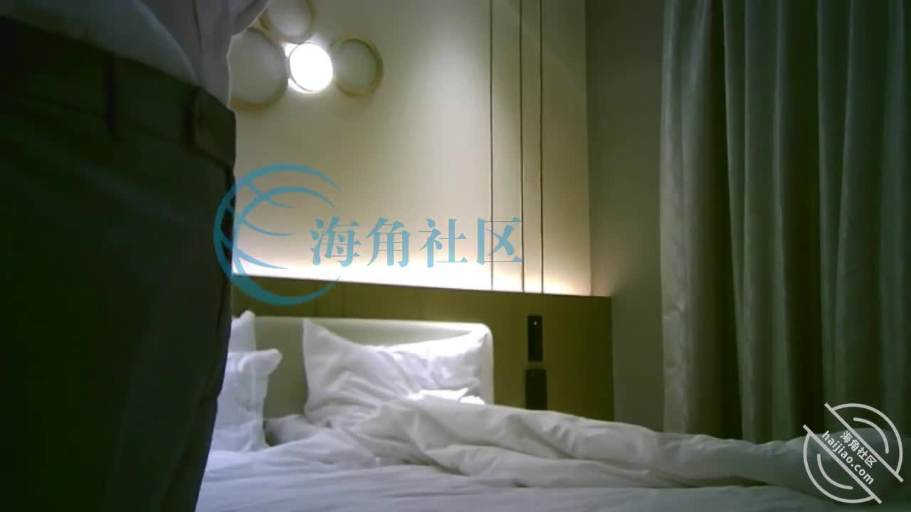 操01年的兄弟主播女友，老司机的我还送上了一束花[海角原创博主叶大叔]