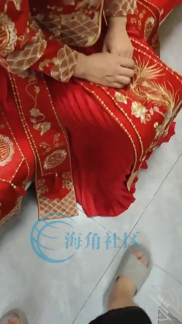 85【视频】嫂子身上有古人的端庄大气，更有现代人的淫荡，真的太反差了[大胸嫂子会喷水]