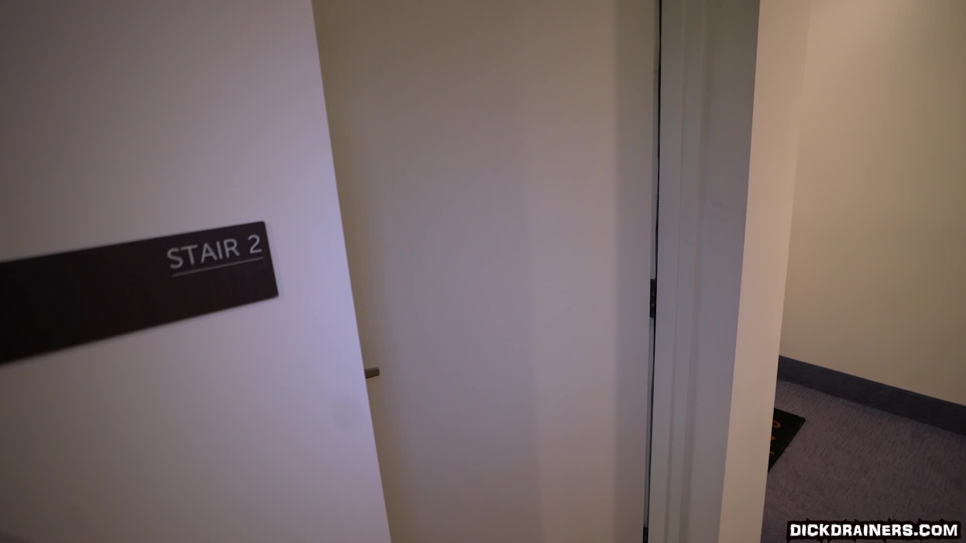 dickdrainers.23.10.24.zerella.skies