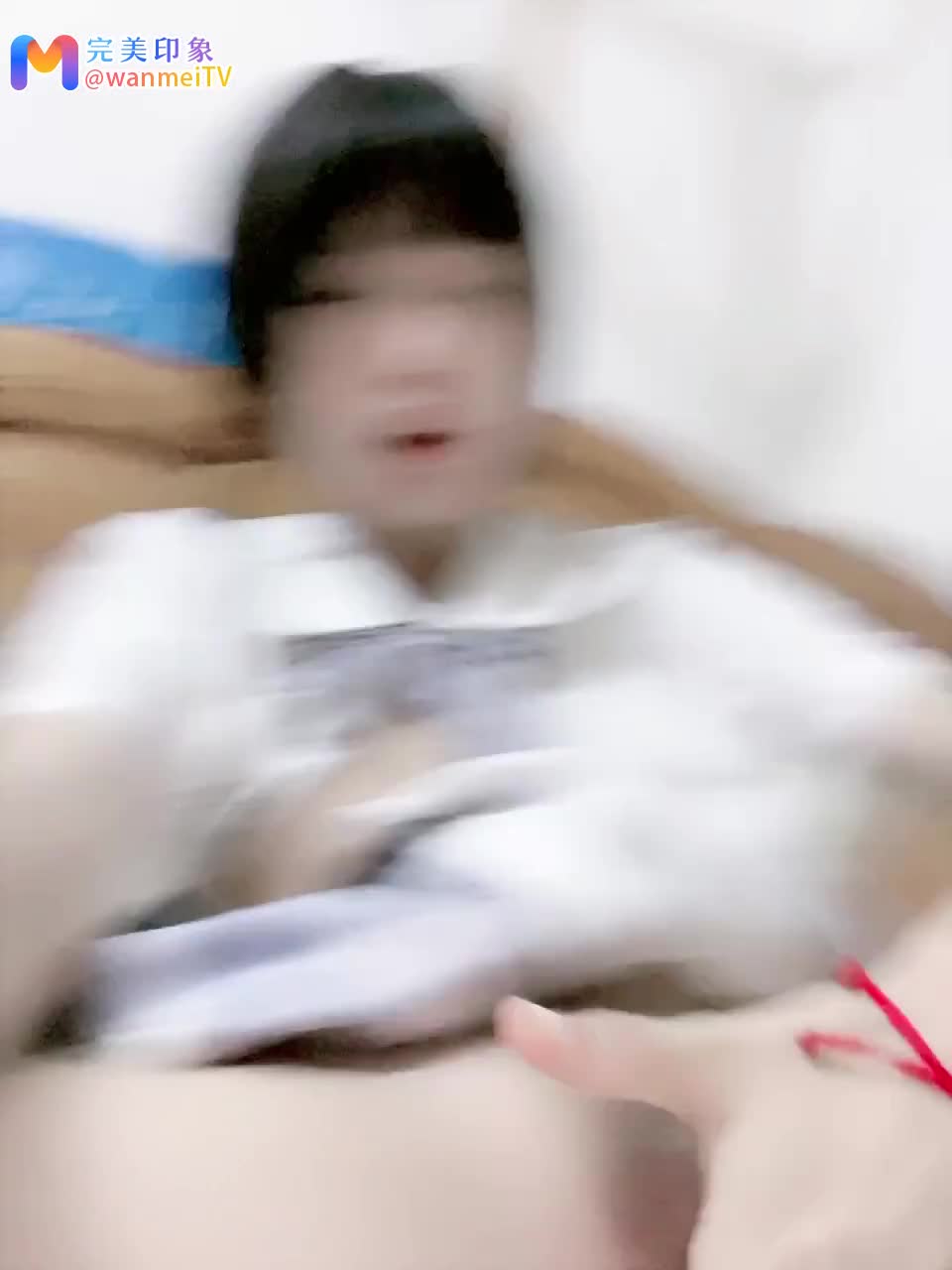 比心陪玩初次下海，粉穴jk小妹妹，娇滴滴让人欲罢不能，这样的小可爱谁不想拥有呢