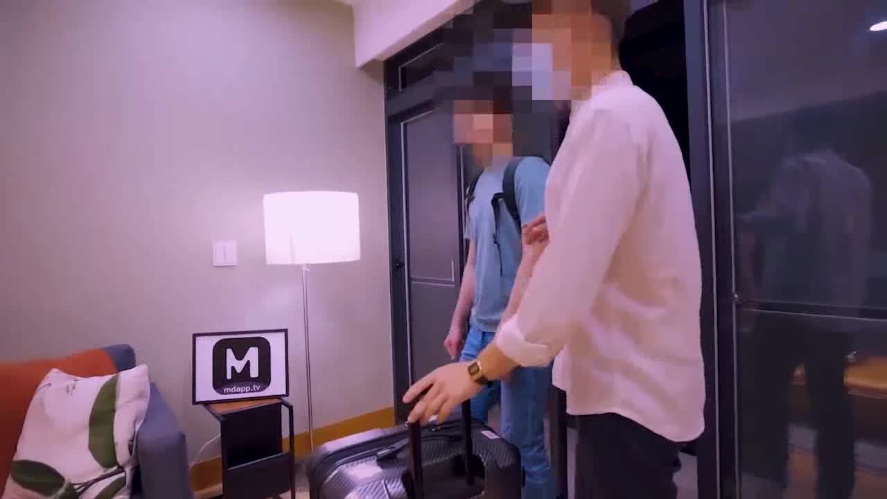 贫嘴贱舌中出大嫂,坏嫂嫂和小叔