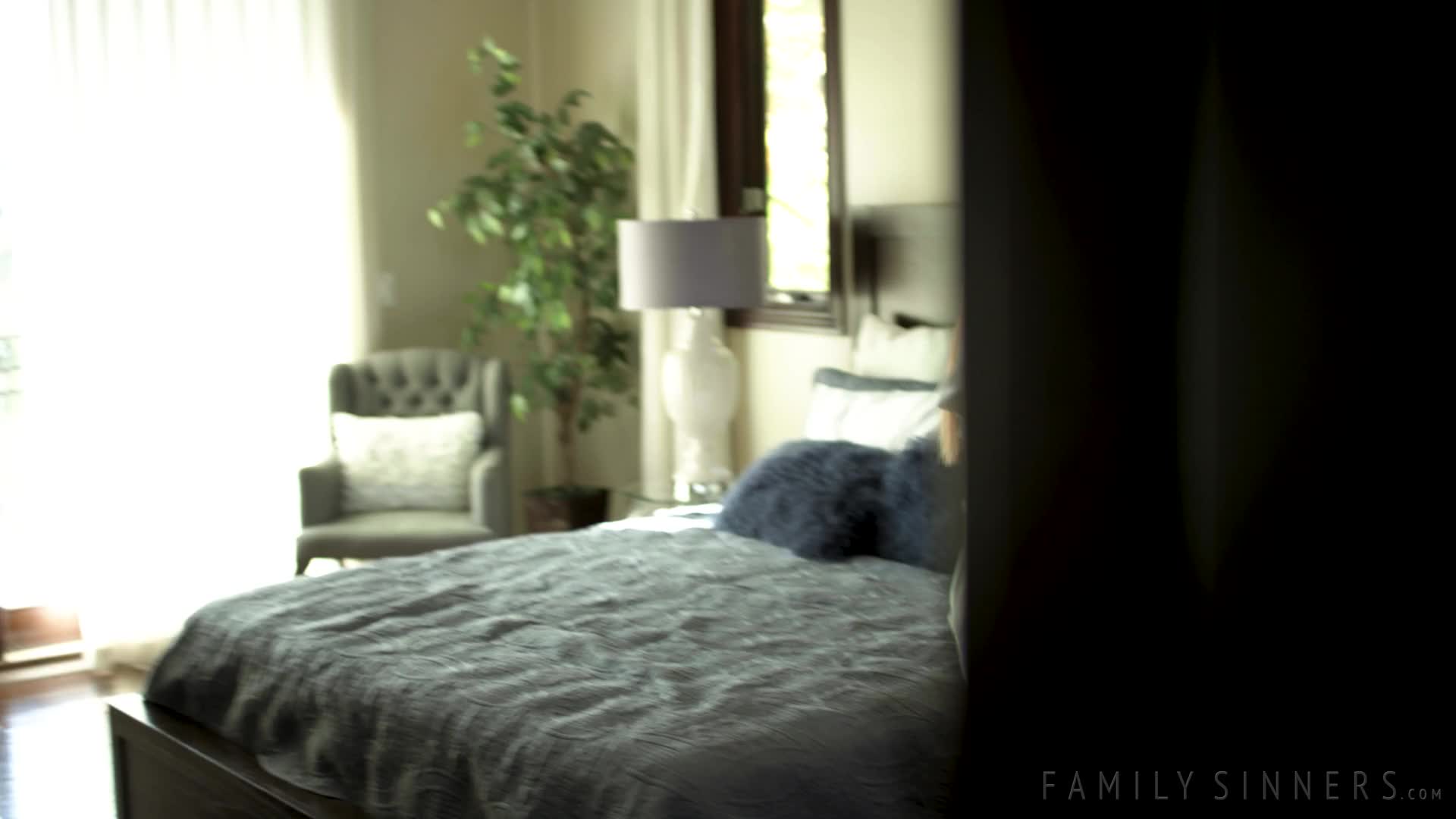 familysinners.23.04.21.helena.locke.and.delilah.day.mothers.and.stepdaughters