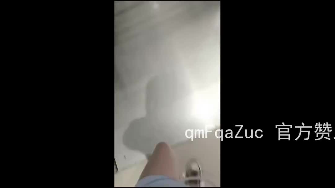 户外自拍穿真空塞着跳蛋逛商场差点没忍住喷了