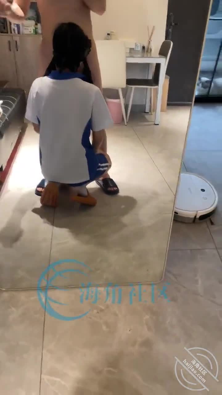 【野兽原创5】爆操校服萝莉，演绎父女乱伦，淫语挑逗，刺激高潮。[野兽绅士]