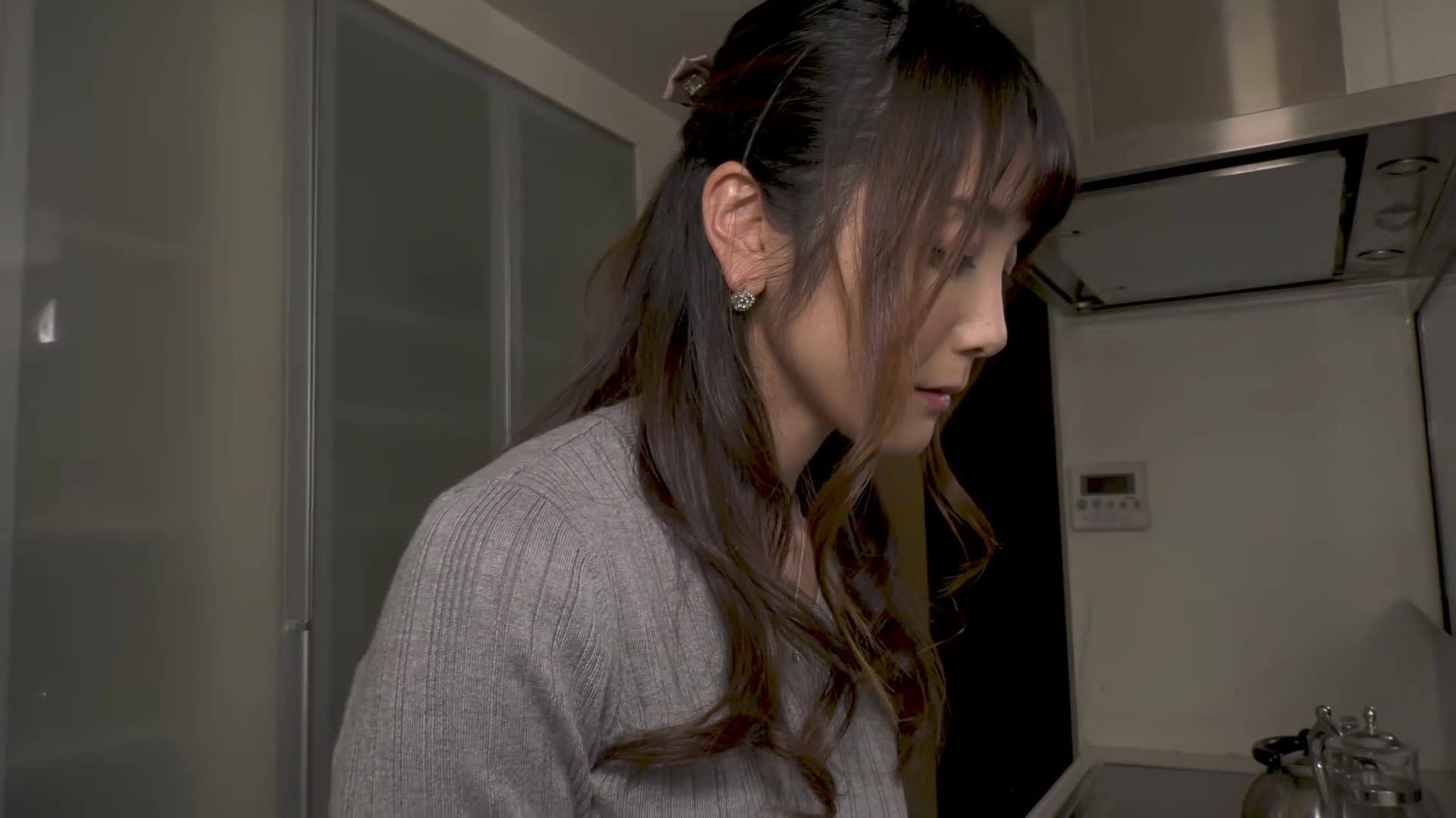 011819_799_1pon_20190118_恥じらいのお漏らし佐々木優奈_佐々木優奈