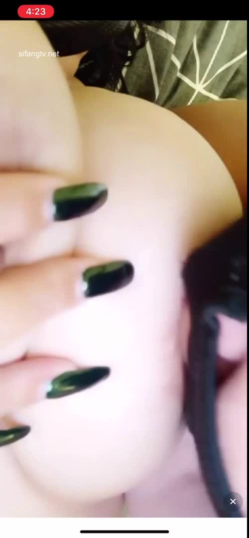 【巨乳任盈盈】咪咪大的没边，美女被无套内射精液流出