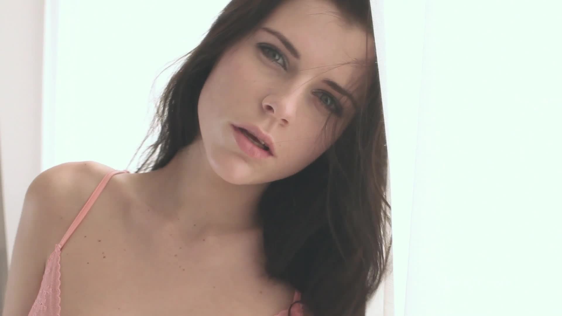 femjoy.17.05.18.alexa.h.bedtime.treat