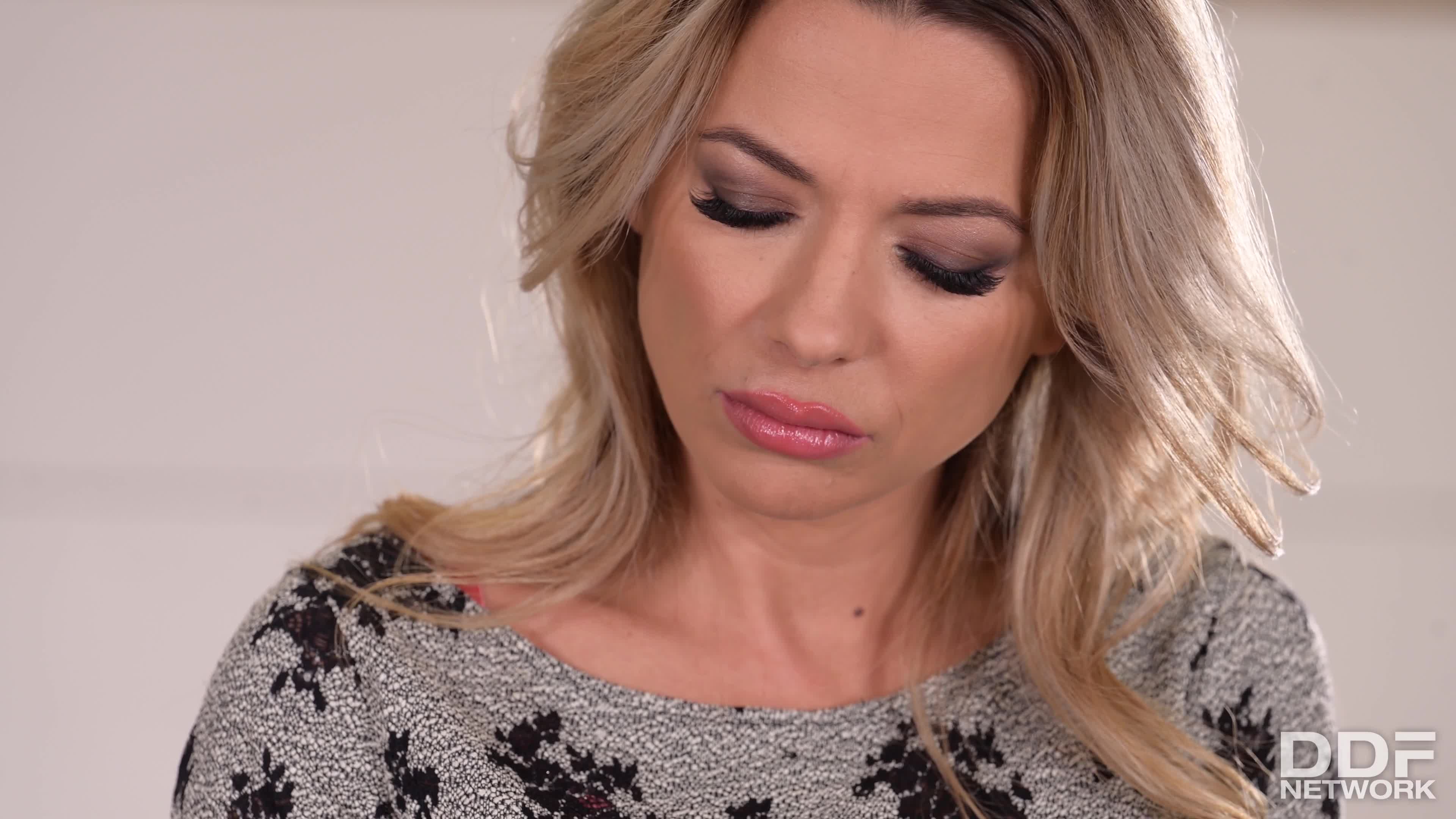 ddfbusty.21.07.04.shalina.devine.2160p.xxx.mp4-jasonporn-sample