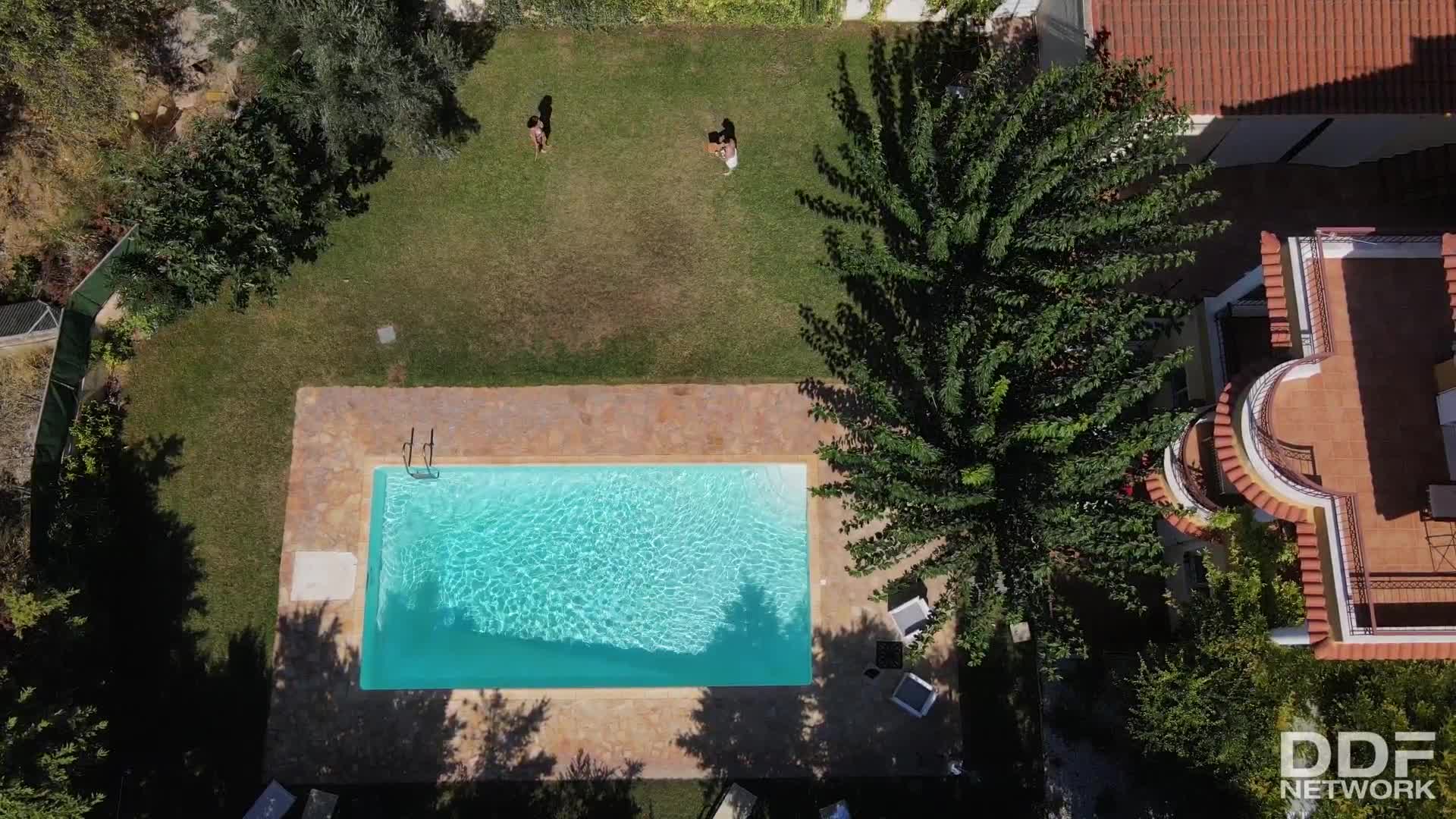 ddfbusty.20.11.04.atlantis.1080p