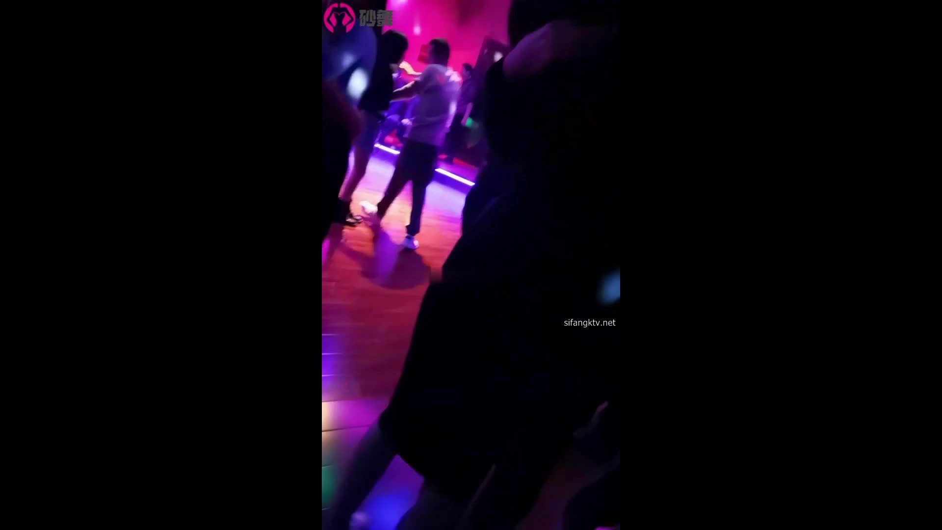 2022年7月重庆望江楼舞厅视频 (88)