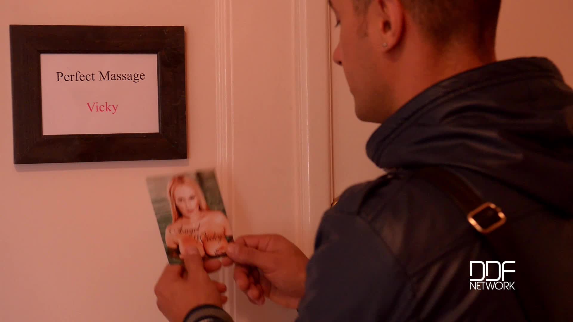 ddfbusty.15.10.13.angel.wicky.xxx.1080p.mp4-ktr