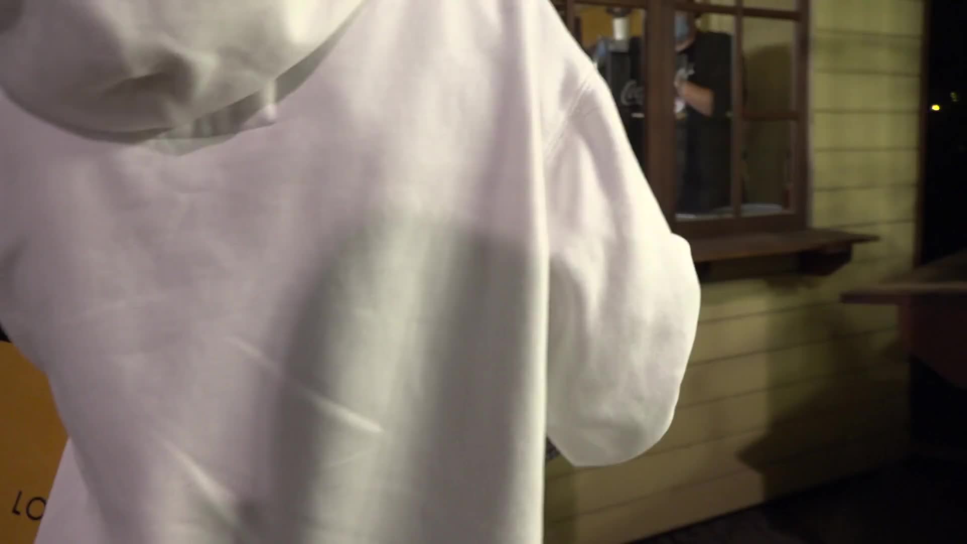 3P爆操两个小嫩逼的屁眼子 (ph61e5419910690)