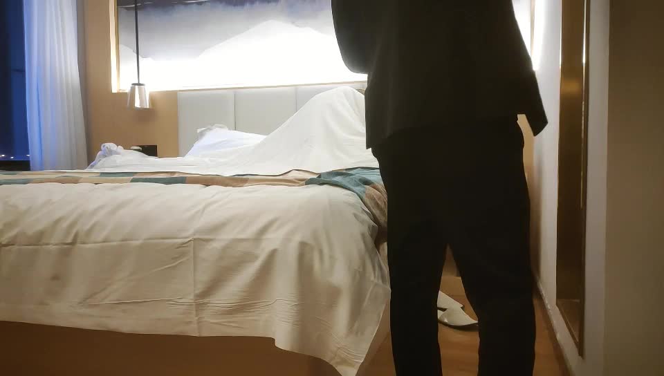 4635164_流浪的交际花_20220515_013000