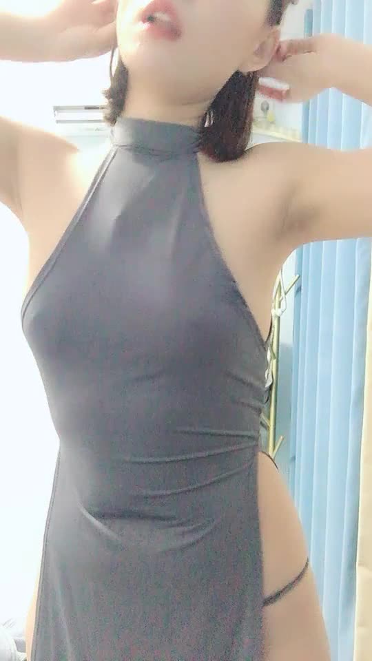 【菟菟呐】居家素颜~情趣制服~跳蛋塞B~互动抽插自慰【56V】 (18)