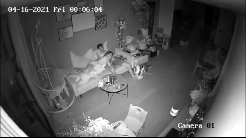 B3331 【家庭摄像头】偷拍身材极品美女三天干三炮，都是女的主动索要，很骚