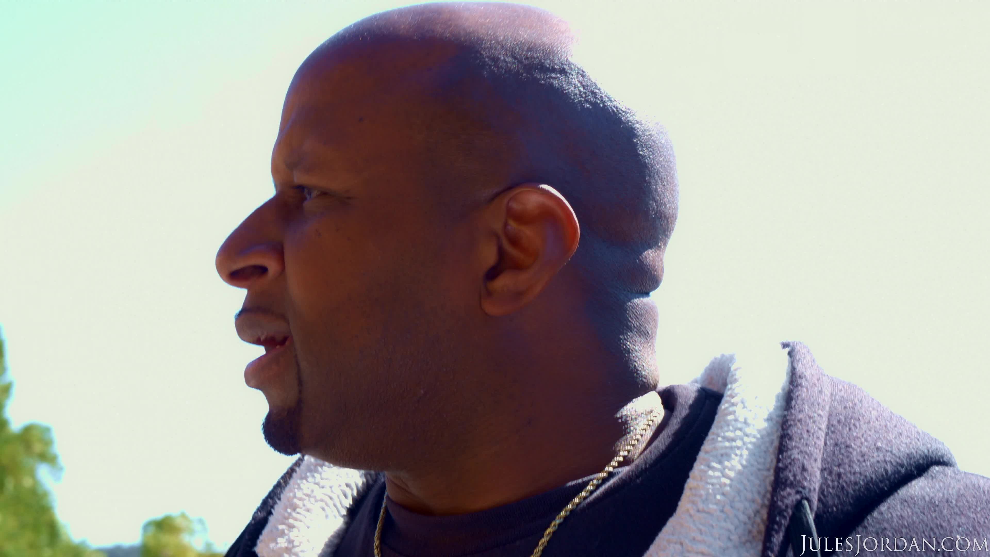 julesjordan.20.05.31.angela.white.interracial.dp.4k