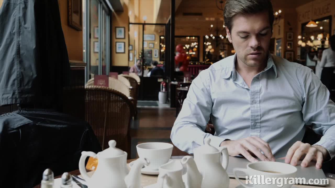 killergram.17.04.05.lucy.sky.somebodys.watching.you