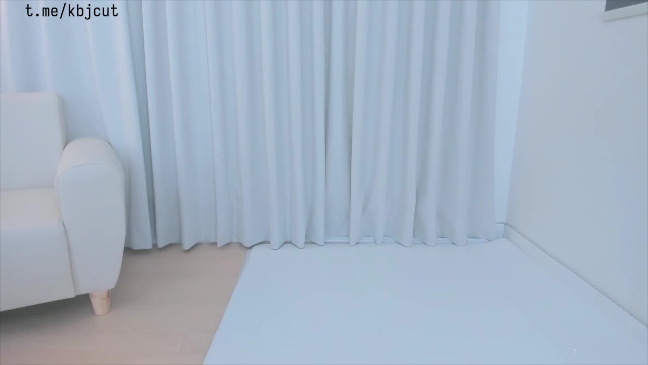 o111na_vip-01.26.22.764-01.49.37.307-seg3_1