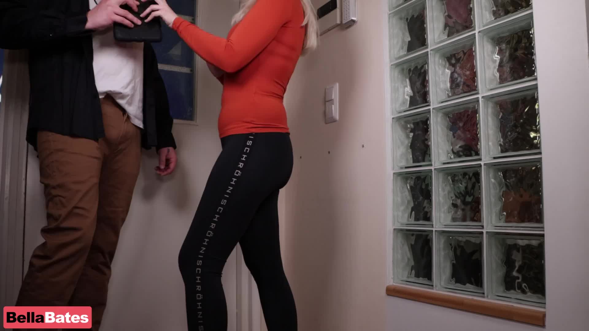 Fucking some random delivery man without condom while my boyfriend is working - Dont cum inside me (ph600d735c7f982)