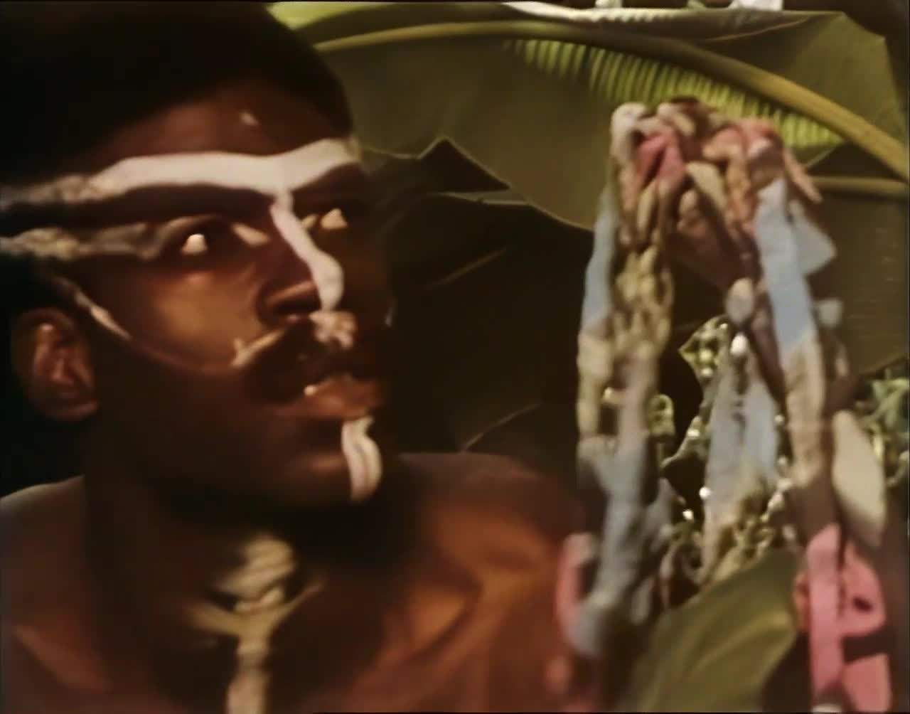 复古四级爱咬的女儿1985.高清修复版.内附中文字幕，女儿真骚啊淫荡情欲很喜欢吸鸡巴口交啪啪刺激操穴