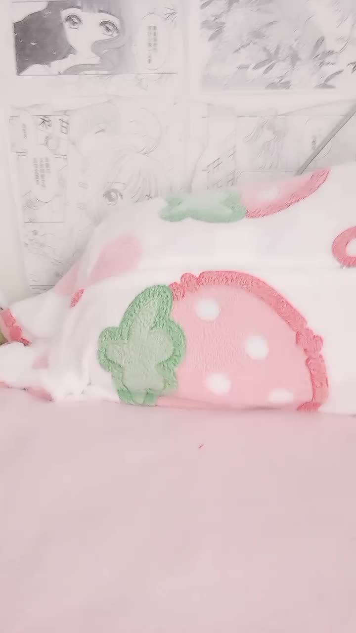 童颜巨乳白虎穴、G奶清纯小母狗【魅丝】被男友蹂躏，深喉口交、做爱内射【17v】 (17)