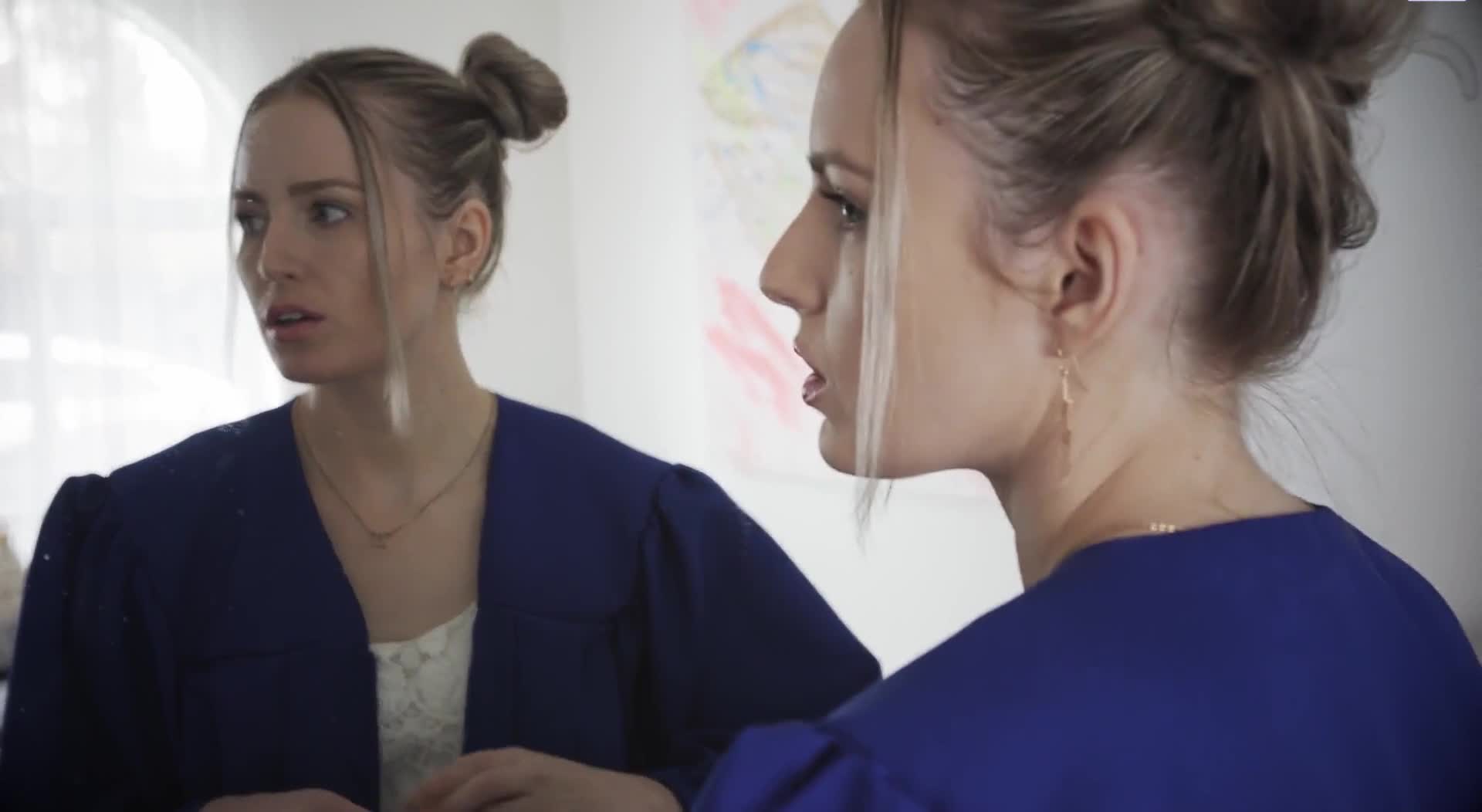 missax.23.01.28.scarlett.sage.bros.big.problem