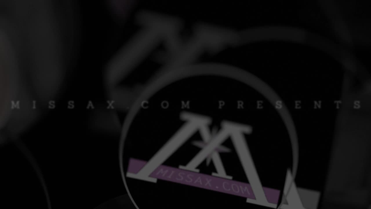 missax.16.08.06.penny.pax.watching.porn.with.mommy.7