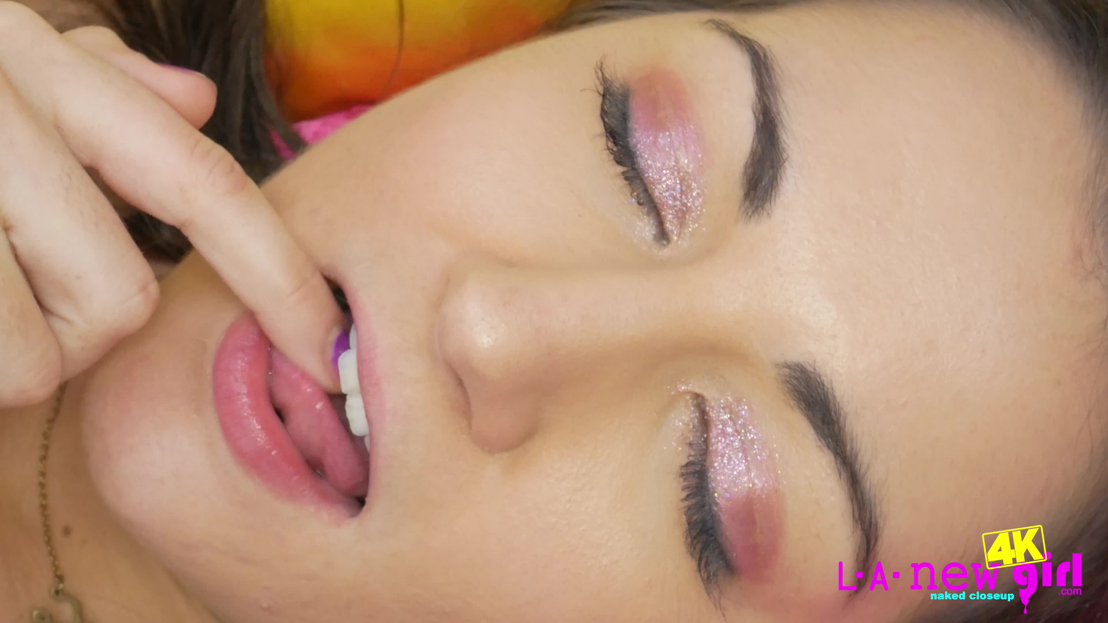 lang.19.12.13.lily.adams.returns.naked.closeup