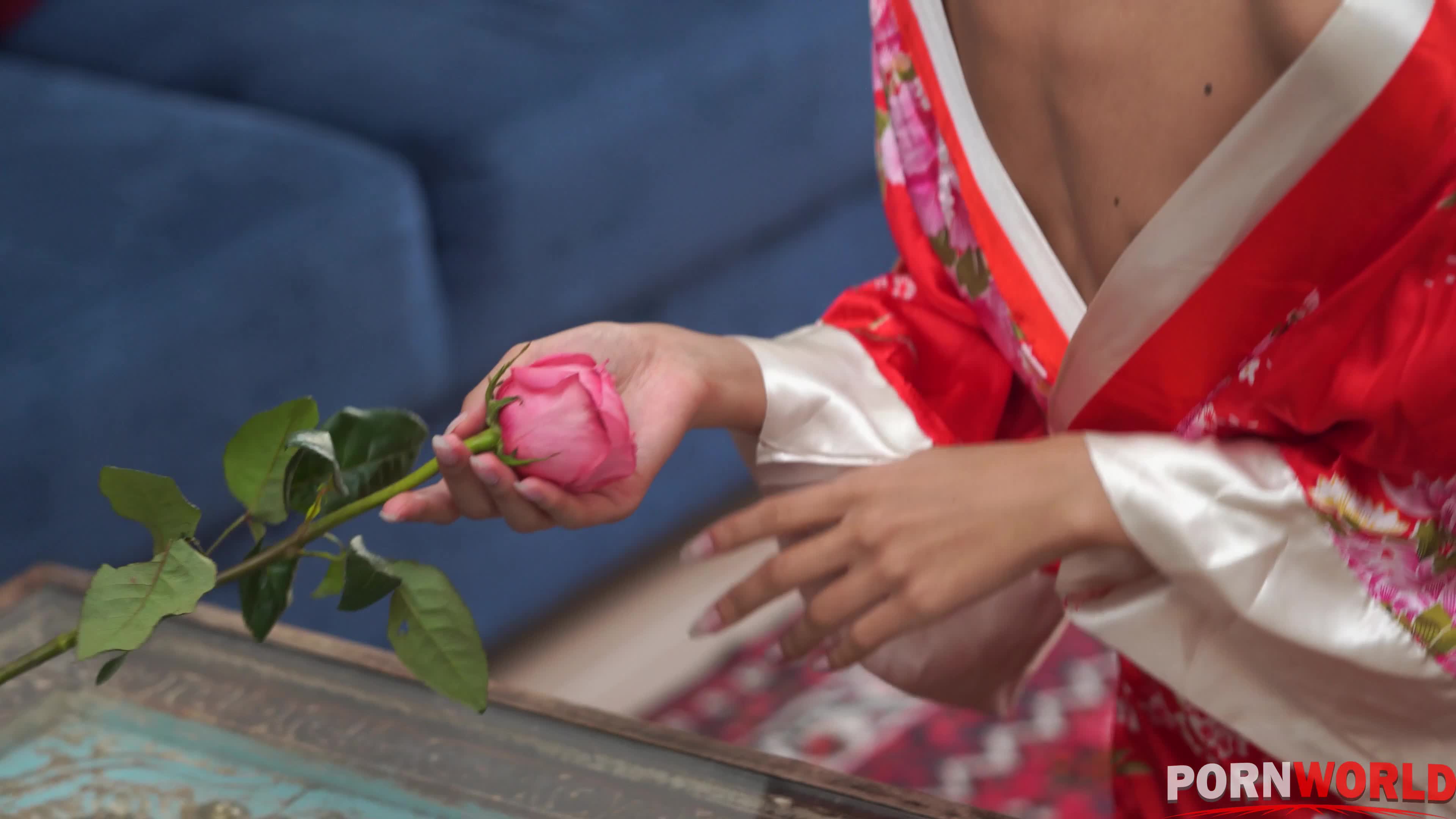 pornworld.22.12.27.lia.lin.4k