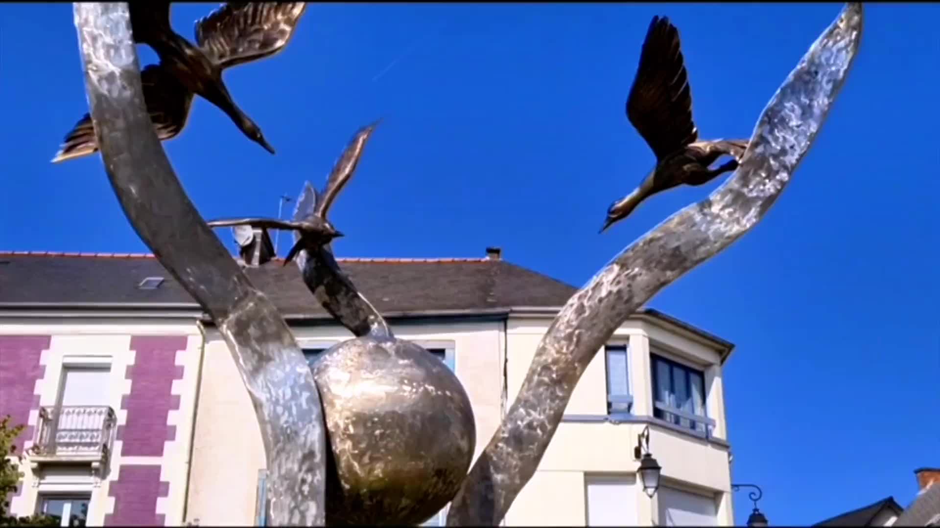 2048.cc -jacquieetmicheltv.24.04.11.vicky.and.luna.37.loves.the.surprises.prepared.by.luna.xxx