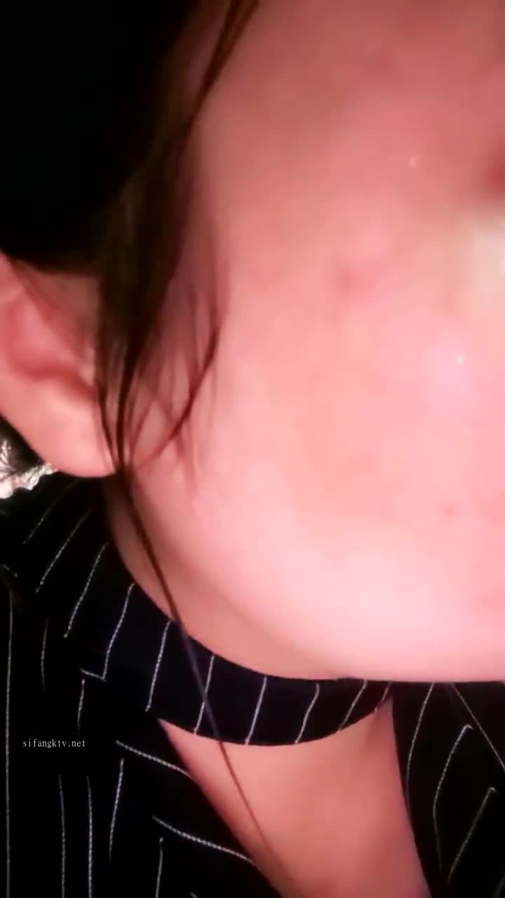 小卖部风骚板娘 真空做买卖 【董小洁】店内随心所欲想干就干【20v】 (16)