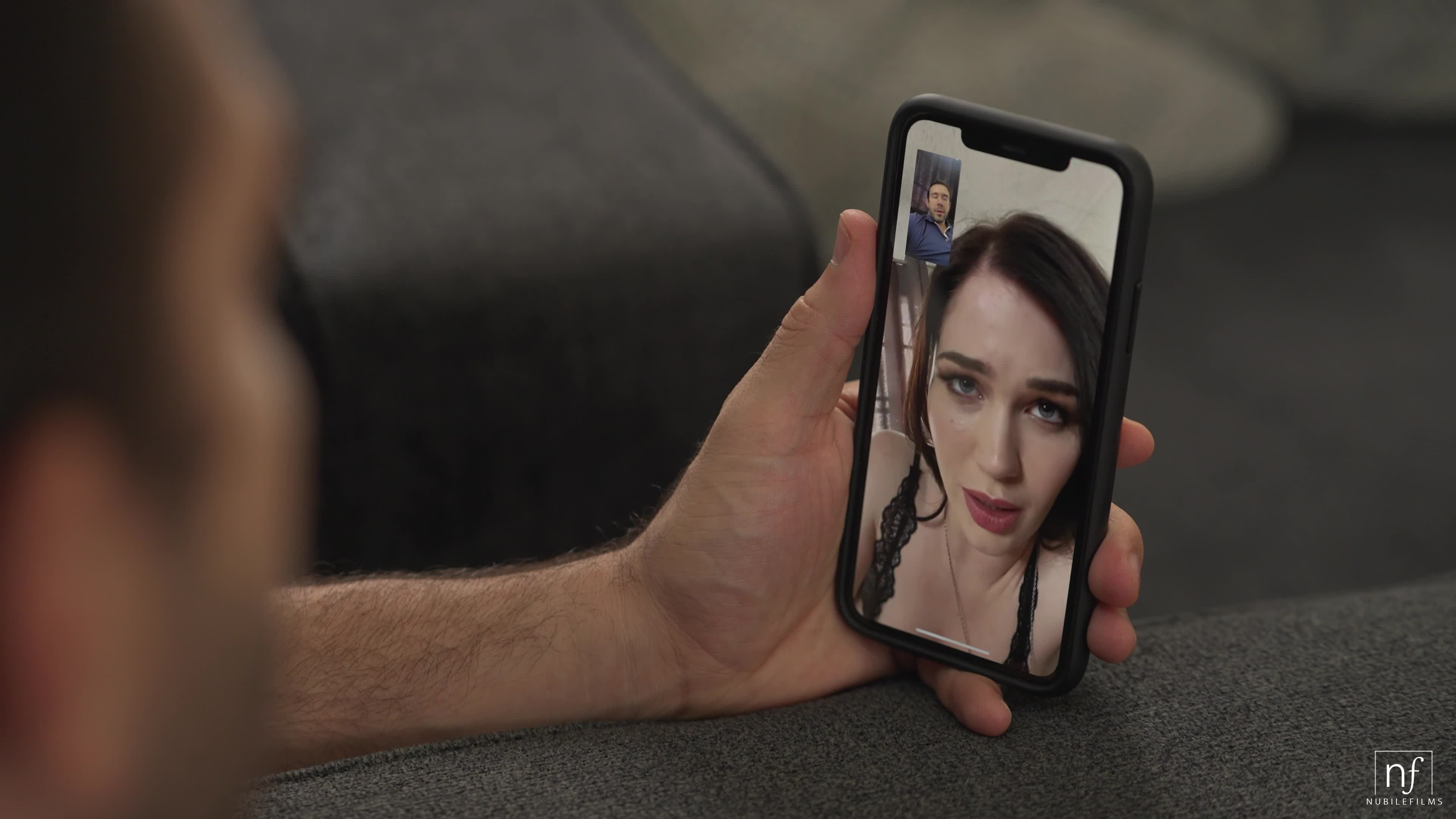 nubilefilms.22.01.14.evelyn.claire.and.maya.woulfe.my.ex.has.a.new.girlfriend.4k