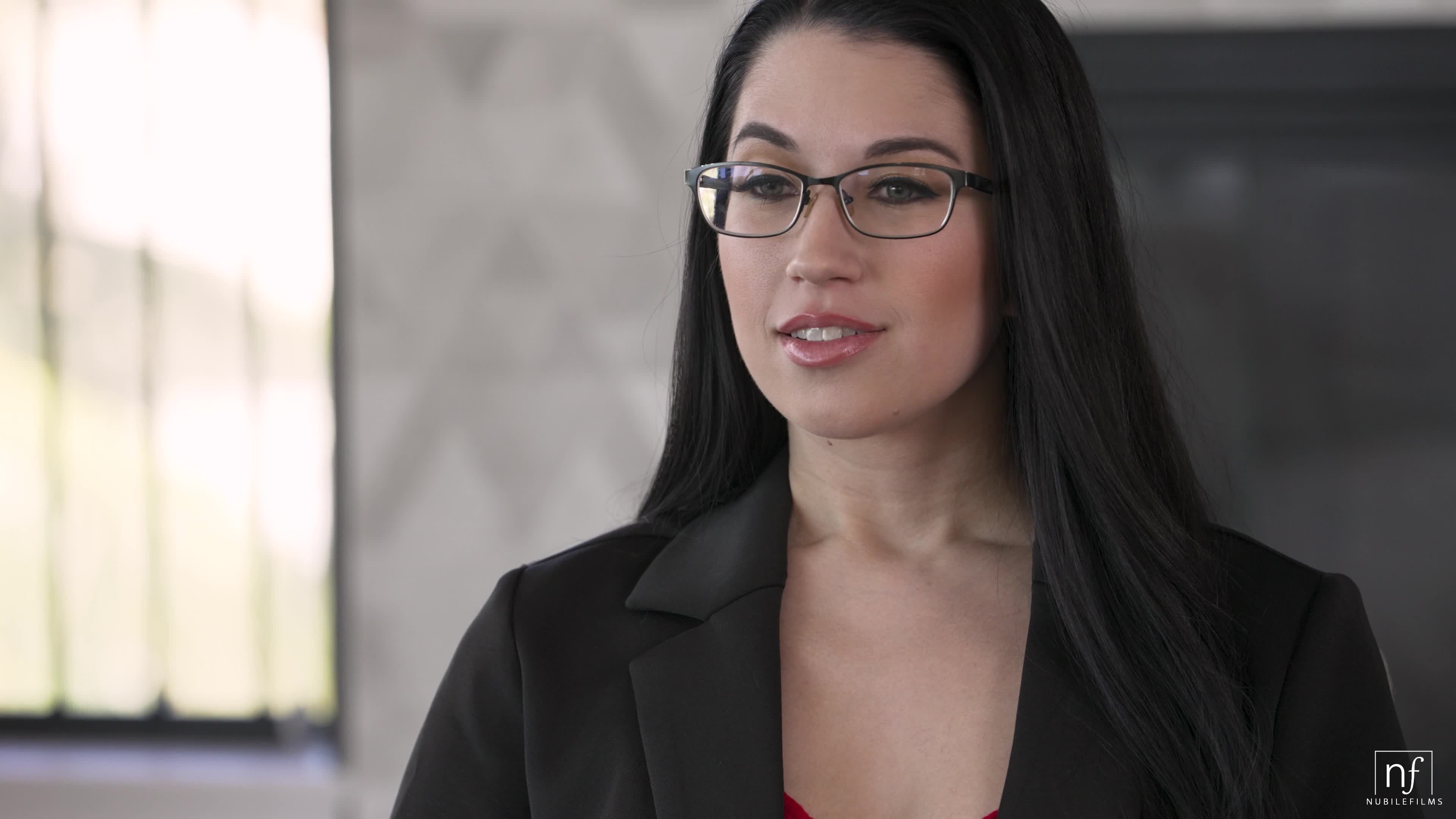 nubilefilms.22.04.19.alex.coal.and.kylie.quinn.obey.to.play.4k